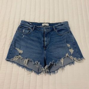 Abercrombie mom shorts